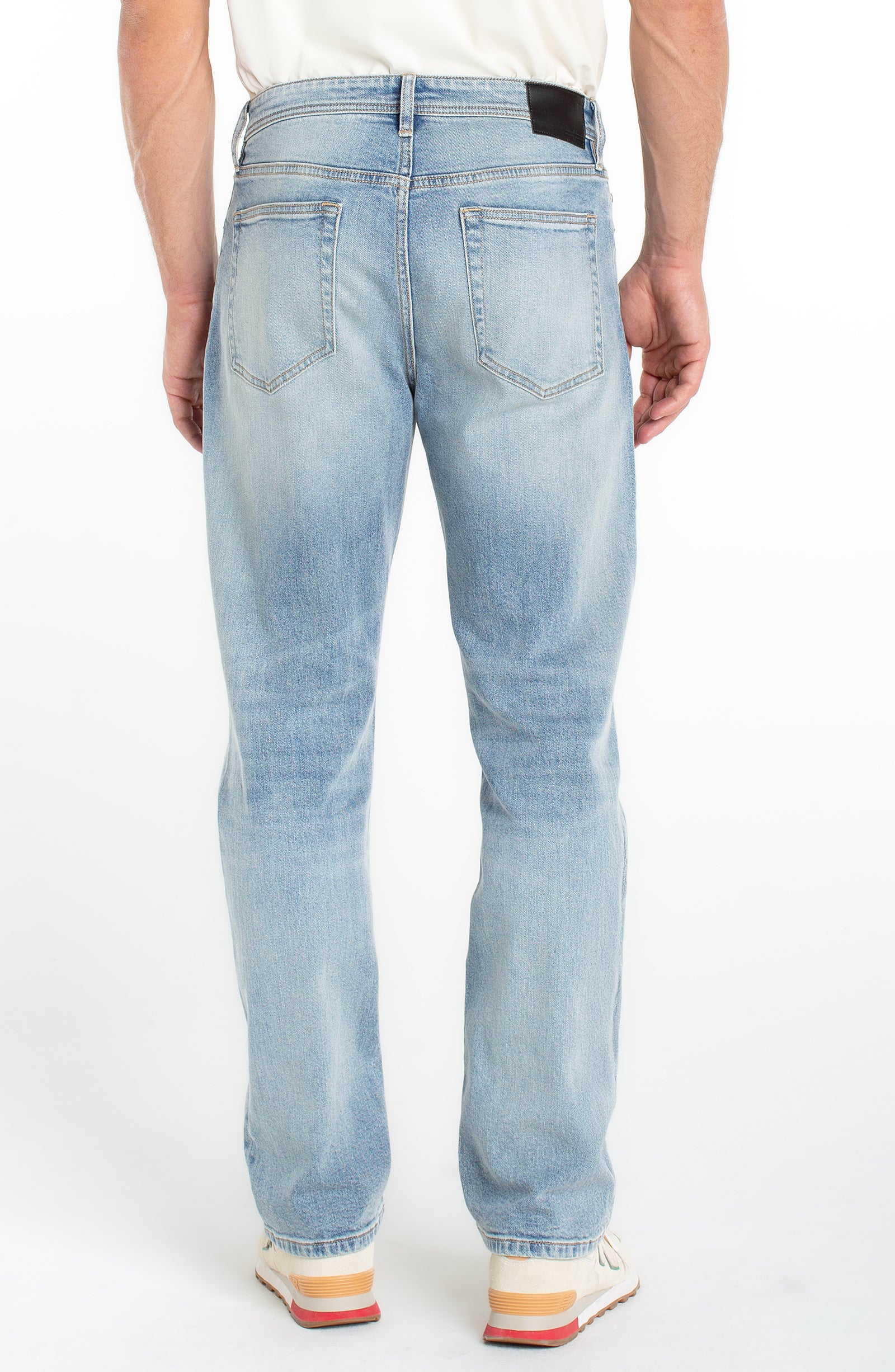 Sutton Loose Straight Jean