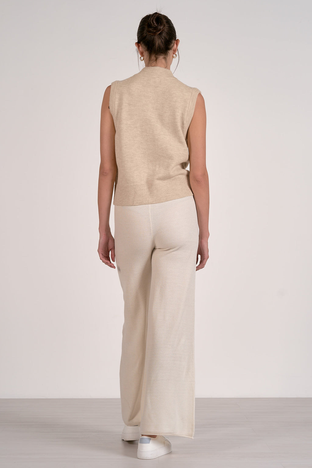 Britt Sleeveless Hoodie